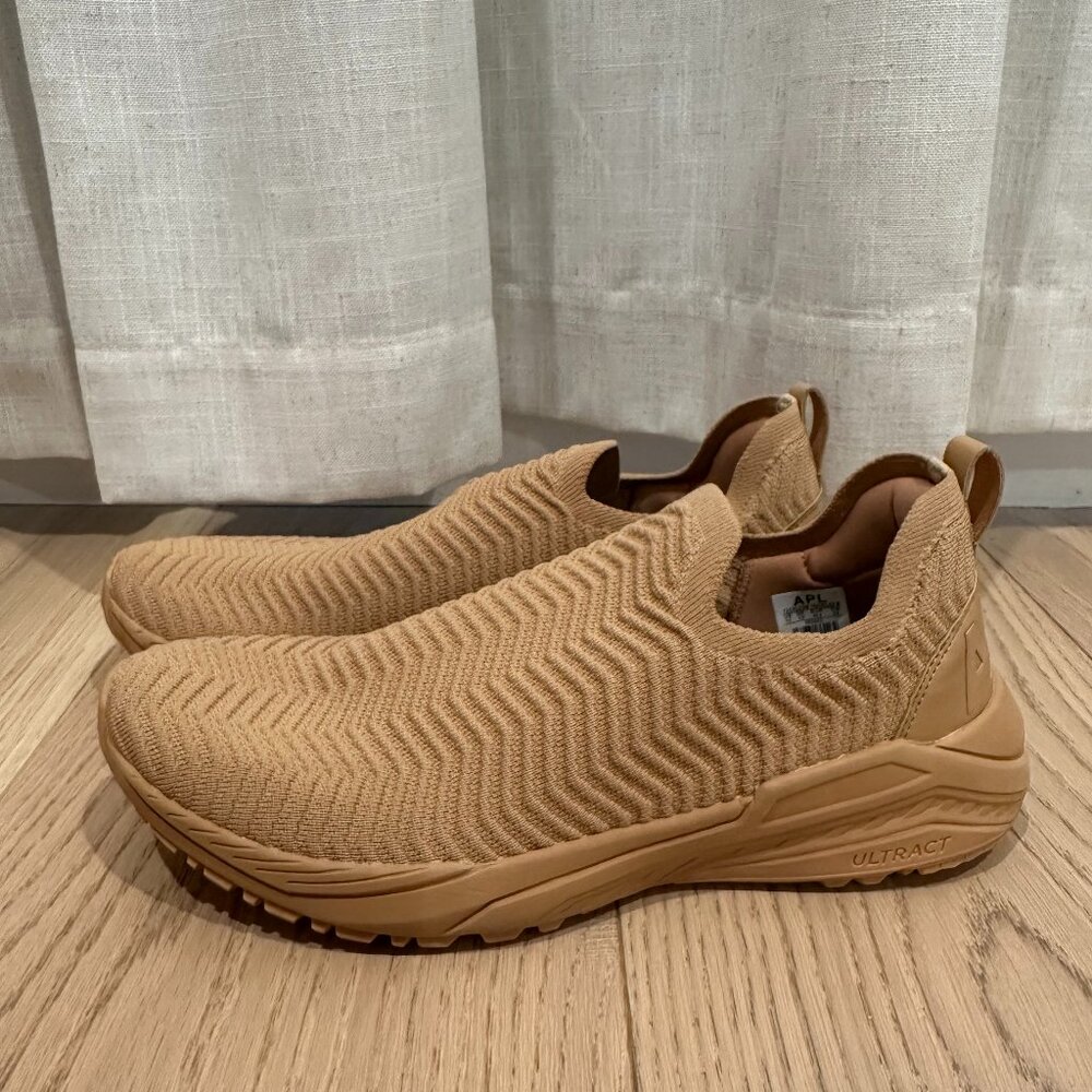 APL Techloom Traveler, Sandstone